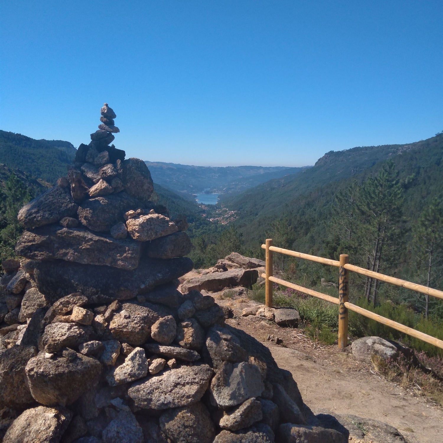 Geres Van Tour Guided