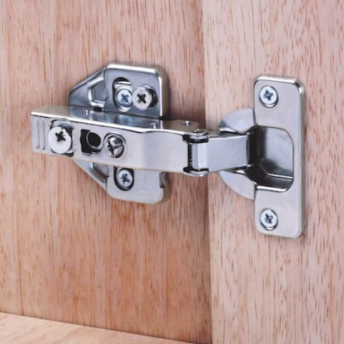 Dobradiça para mobiliário Wurth EasyClick com fecho suave – 52/5,5 mm, 110°, meia sobreposição (DOB EASYCLICK 110 C9)